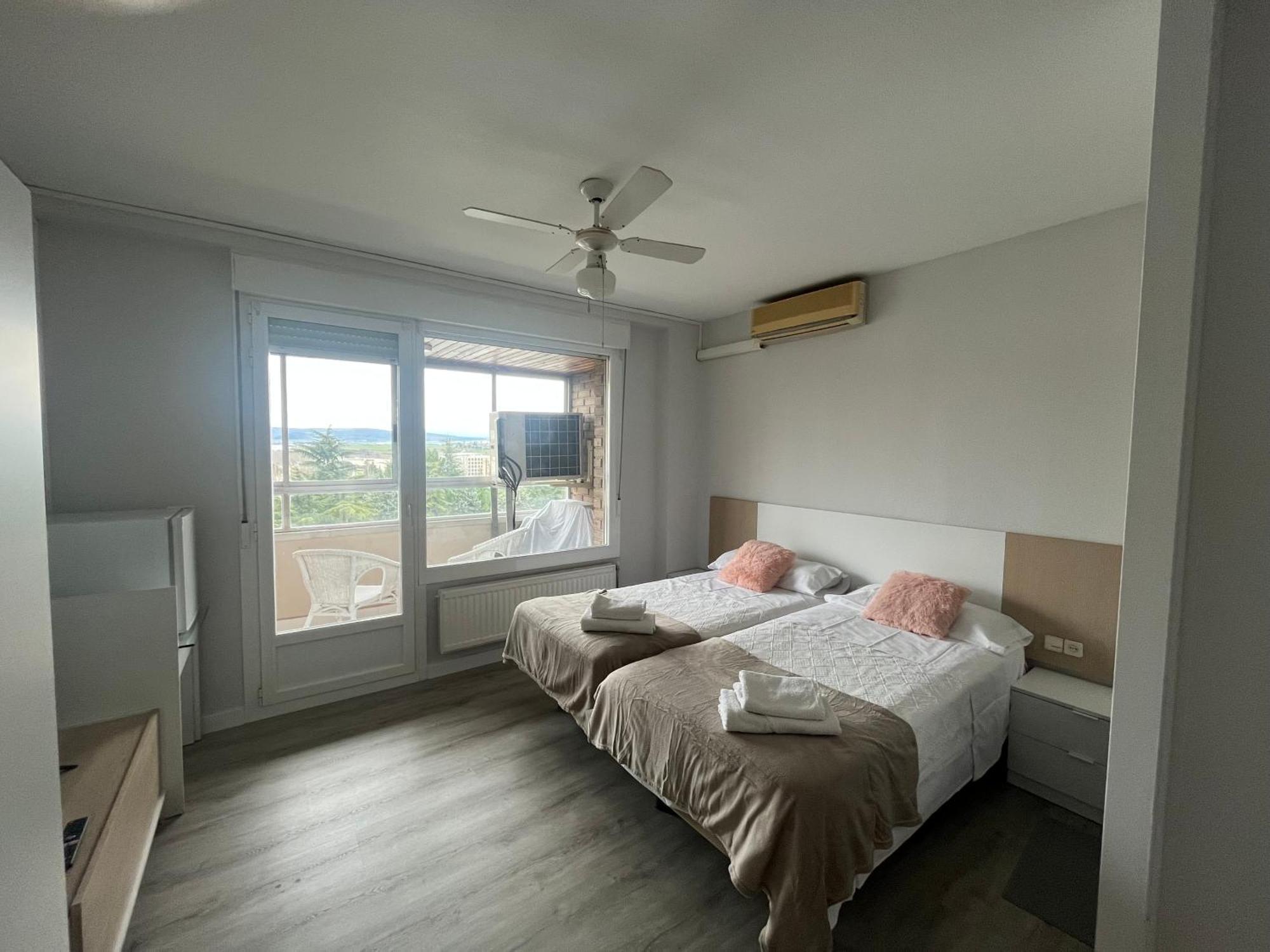 Pension Luzia - Optional Auto Check-In Pamplona Ngoại thất bức ảnh